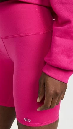 Discount β Alo Yoga High-Waist Biker Shorts Magenta Crush π