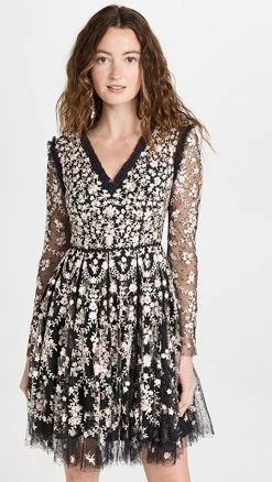 Front Page 16 Hot Sale β¨ Needle & Thread Victoria Ditsy V Neck Mini π Dress Graphite/Multi π―