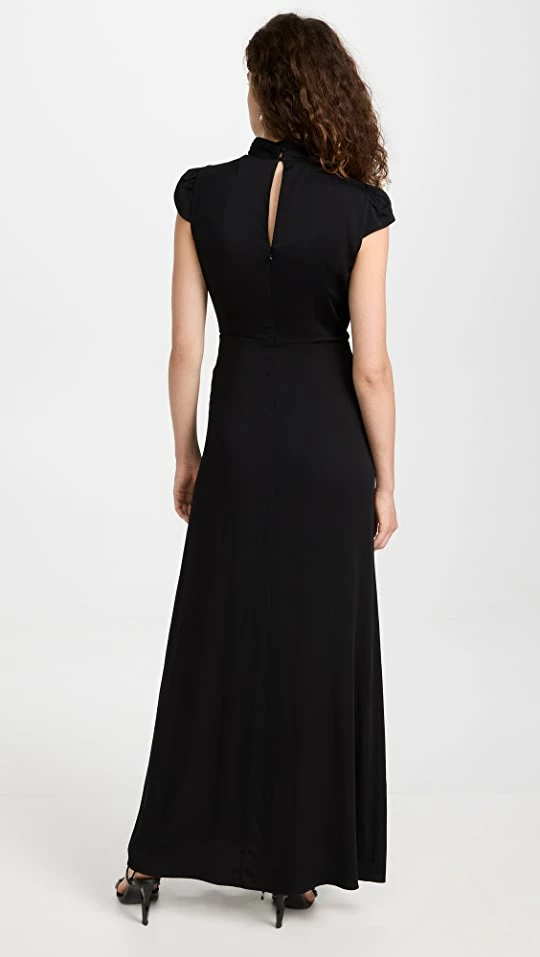 Deals π Self Portrait Black Stretch Crepe Maxi π Dress βοΈ 2 Deals π Self Portrait Black Stretch Crepe Maxi π Dress βοΈ - Image 2