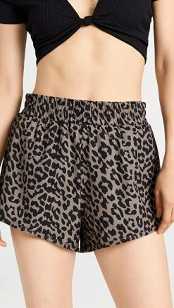 Brand new ✨ Year Of Ours Runner Shorts Leopard 😍